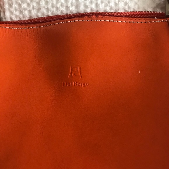 NWOT Italian leather handbag. - Picture 2 of 6